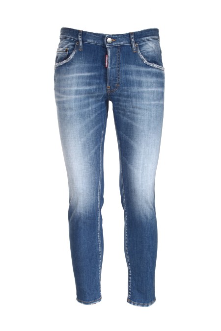 Shop DSQUARED2  Jeans: DSQUARED2 jeans in denim di cotone stretch.
Modello Skater.
Vestibilità super slim.
Lavaggio used con macchie di colore
Chiusura con bottoni.
Label logata sulla patta.
Etichetta logata sul retro.
Composizione: 98% cotone 2% elastan.
Made in Italy.. S74LB1276 S30342-470